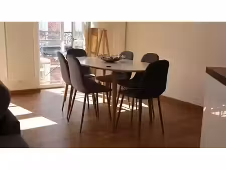 location meublée appartement 2 pièces 56 m² à lille (59000)  950 €