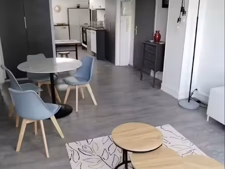 location meublée appartement 3 pièces 59 m² à lille (59000)  960 €