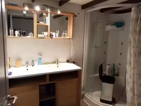 location meublée appartement 4 pièces 90 m² à aix-en-provence (13090)  1 100 €