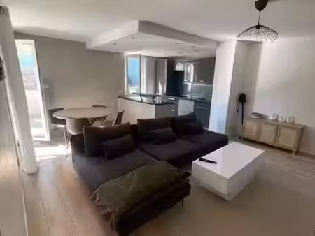 location meublée appartement 3 pièces 60 m² à toulouse (31000)  1 090 €