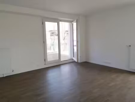location appartement 2 pièces 50 m² à fontenay-sous-bois (94120)  1 300 €