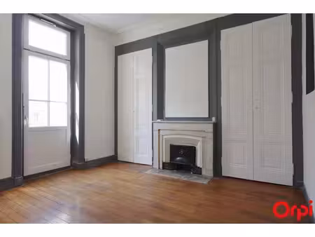 location appartement 3 pièces 71.2 m² à lyon 6ème (69006)  1 395 €