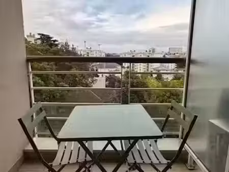 location meublée appartement 1 pièce 35 m² à rueil-malmaison (92500)  1 185 €
