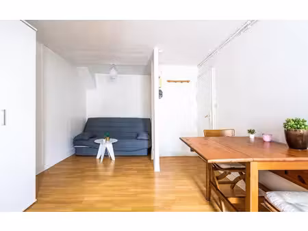 location meublée appartement 1 pièce 28 m² à paris 18ème (75018)  1 500 €