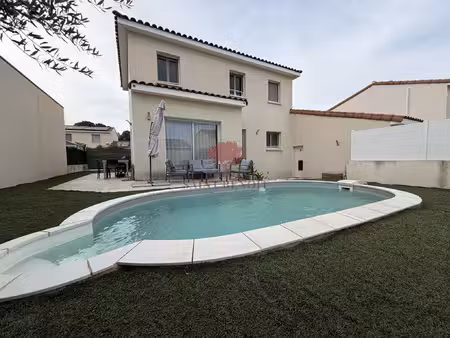 a vendre saint andre de sangonis villa de type 5 pieces avec