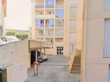 parking à louer