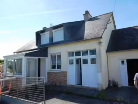 vente maison à plouguernével (22110) : à vendre / 115m² plouguernével