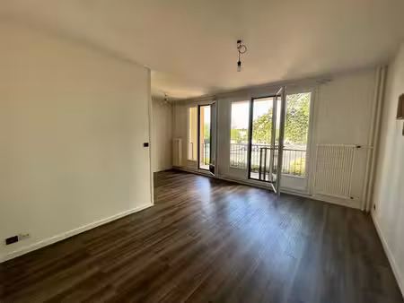 location appartement 2 pièces 51.2 m² à joue-les-tours (37300)  565 €