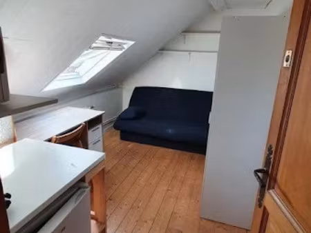 location meublée appartement 1 pièce 9 m² à amiens (80000)  280 €