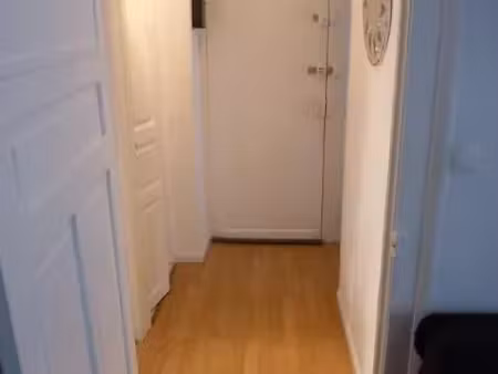 location meublée appartement 3 pièces 32 m² à lille (59000)  500 €