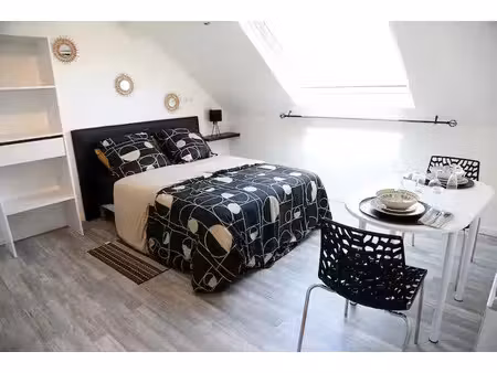 location meublée appartement 1 pièce 14 m² à saint-quentin (02100)  500 €