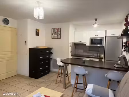 appartement t2 + terrasse + garage + parking + piscine