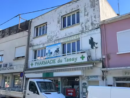immeuble 190 m2 port de bouc pharmacie + 2 appartements mono propriété