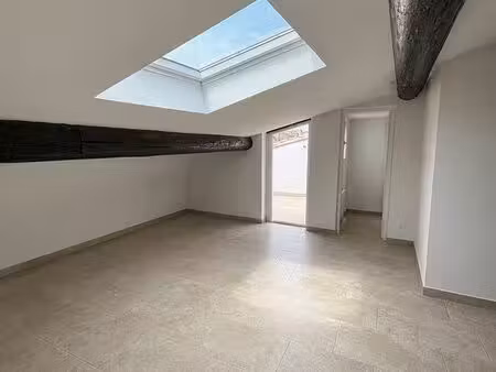 location studio salon de provence centre ville