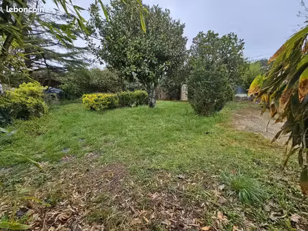 terrain 603 m² margaux