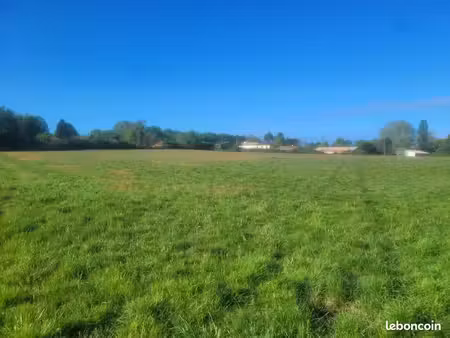 terrain 605 m² lignan de bordeaux