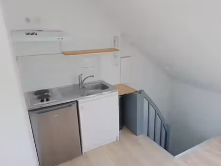 location meublée appartement 2 pièces 18 m² à amiens (80000)  450 €