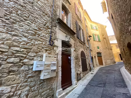 lancon - provence - appartement t2 + cave - 34.70 m2