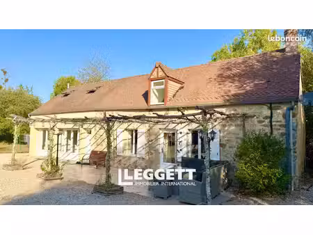 maison 8 pièces 105 m²
