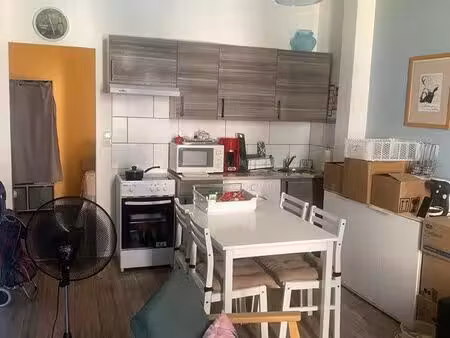 t2 rénové 40 m² – centre-ville de frontignan