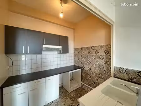 appartement 3 pièces 65 m²