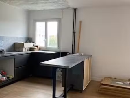 appartement 53m2 t2 550