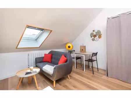 location meublée appartement 2 pièces 23 m² à amiens (80000)  550 €
