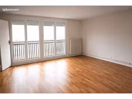 bel appartement t2 50 m2