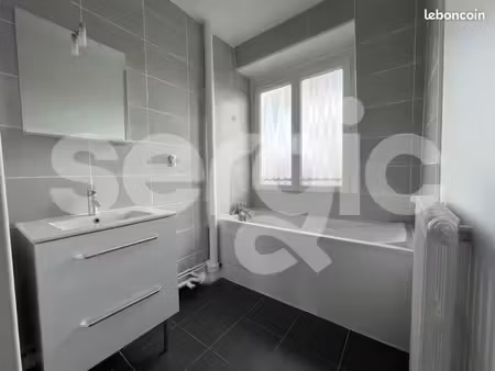 appartement 3 pièces 64 m²
