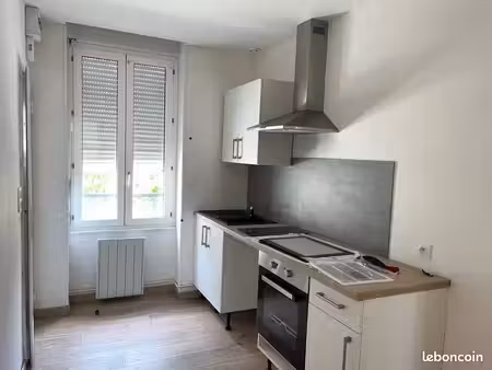 appartement 50m2 centre ville digoin