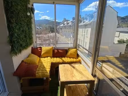 à louer – appartement 50 m² avec garage et cave à laissac