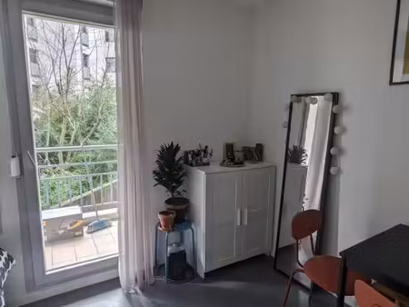 studio 1 pièce 18 m²