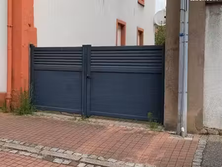 place de parking privative - rue de la redoute