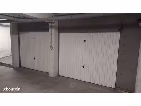 box / garage / parking en sous sol