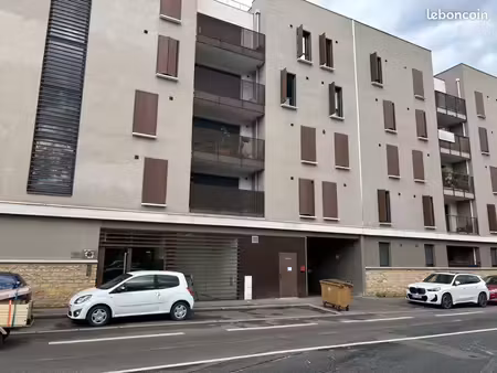à vendre garage