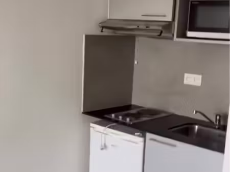 studio 25 m² avec terrasse – strasbourg – 420 charges comprises