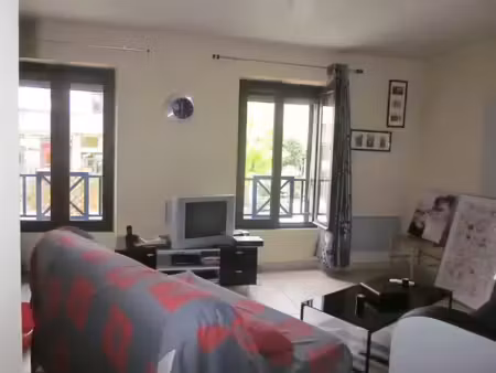 location appartement 4 pièces 89.03 m² à caussade (82300)  590 €