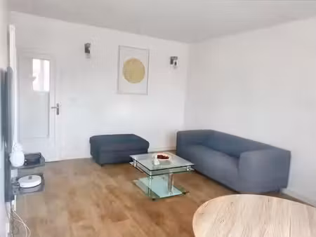 location meublée appartement 1 pièce 73 m² à mantes-la-ville (78711)  580 €