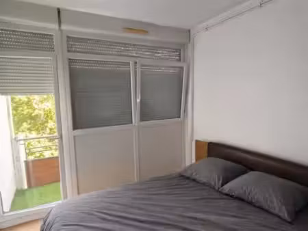 location meublée appartement 1 pièce 13 m² à orleans (45000)  570 €