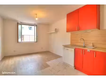 appartement 3 pièces 42 m²