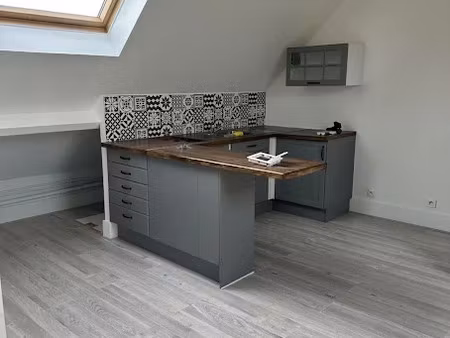 location appartement 1 pièce 29 m² à moisselles (95570)  670 €