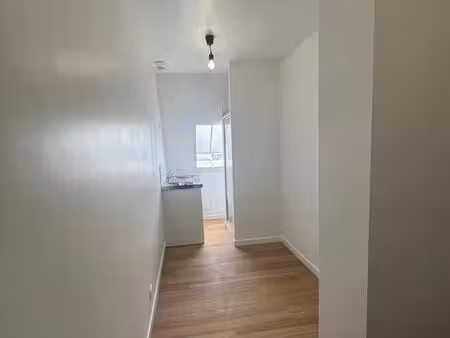 appartement 1 pièce 8 m²