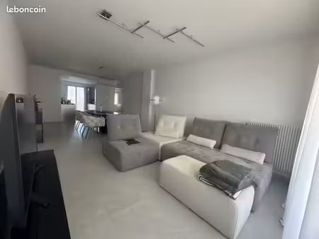 appartement t4 92m2 le cannet colombier refait à neuf