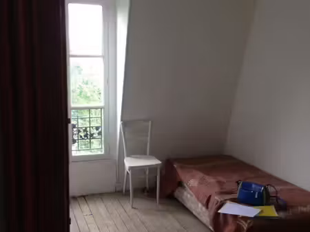 chambre de bonne paris xviiie