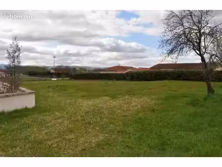 terrain 1 087 m² montmerle sur saone