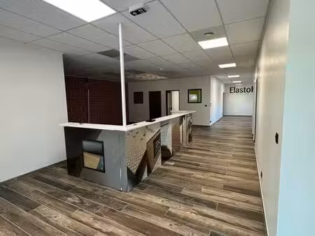 local commercial 280m2 à louer - zone roubian tarascon