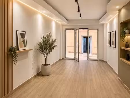 local commercial vence 25 m2 et sous sol