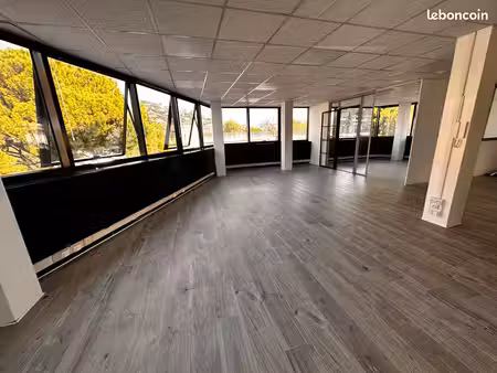 bureaux de 145m²