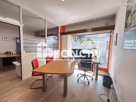 local commercial 79 m²