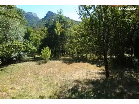 terrain 314 m² plan d aups sainte baume